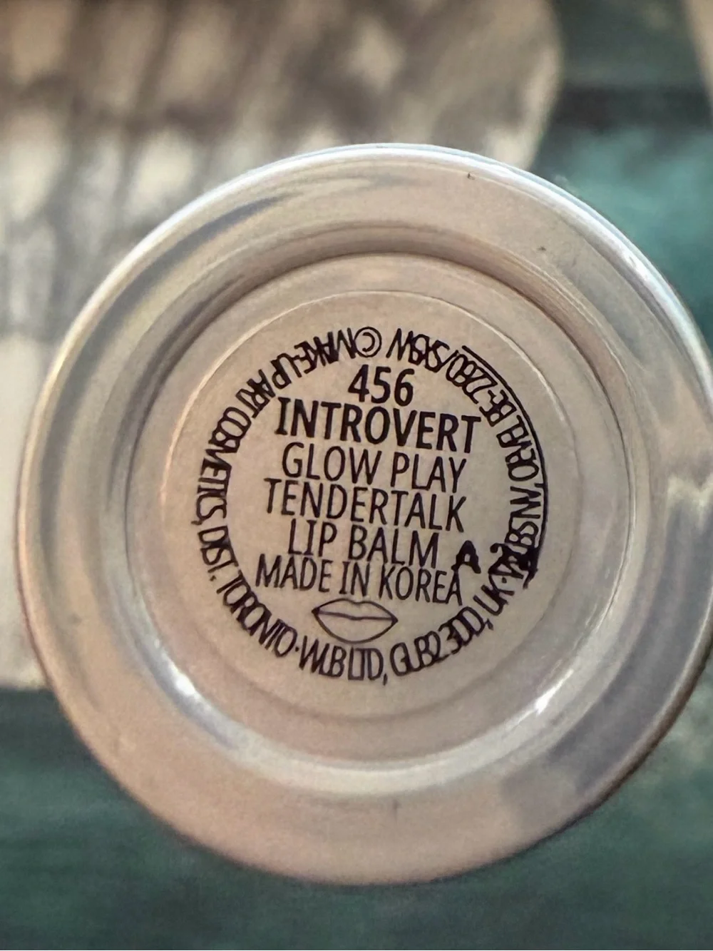 MAC -Introvert -Lipstick